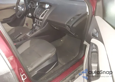 2014 Ford Focus Se z USA, uszkodzony, nr VIN 1FADP3F22EL192203